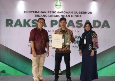 Dusun Awisari Desa Cikoneng Raih Penghargaan Anugerah Raksa Prasada 2024 Kategori Program Kampung Iklim (Proklim) Utama